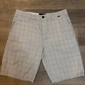Hurley Men's Plaid Chino Walk Shorts Beige Tan Flat Front Casual Skater Size 32